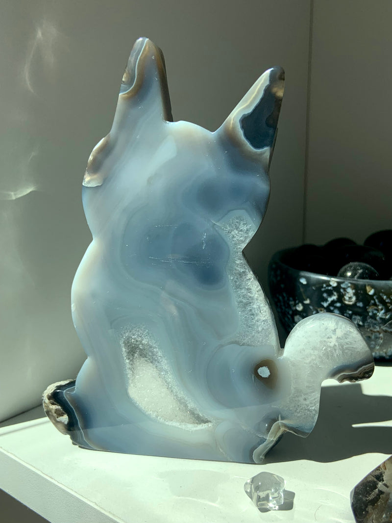 Druzy Agate Cat Carving