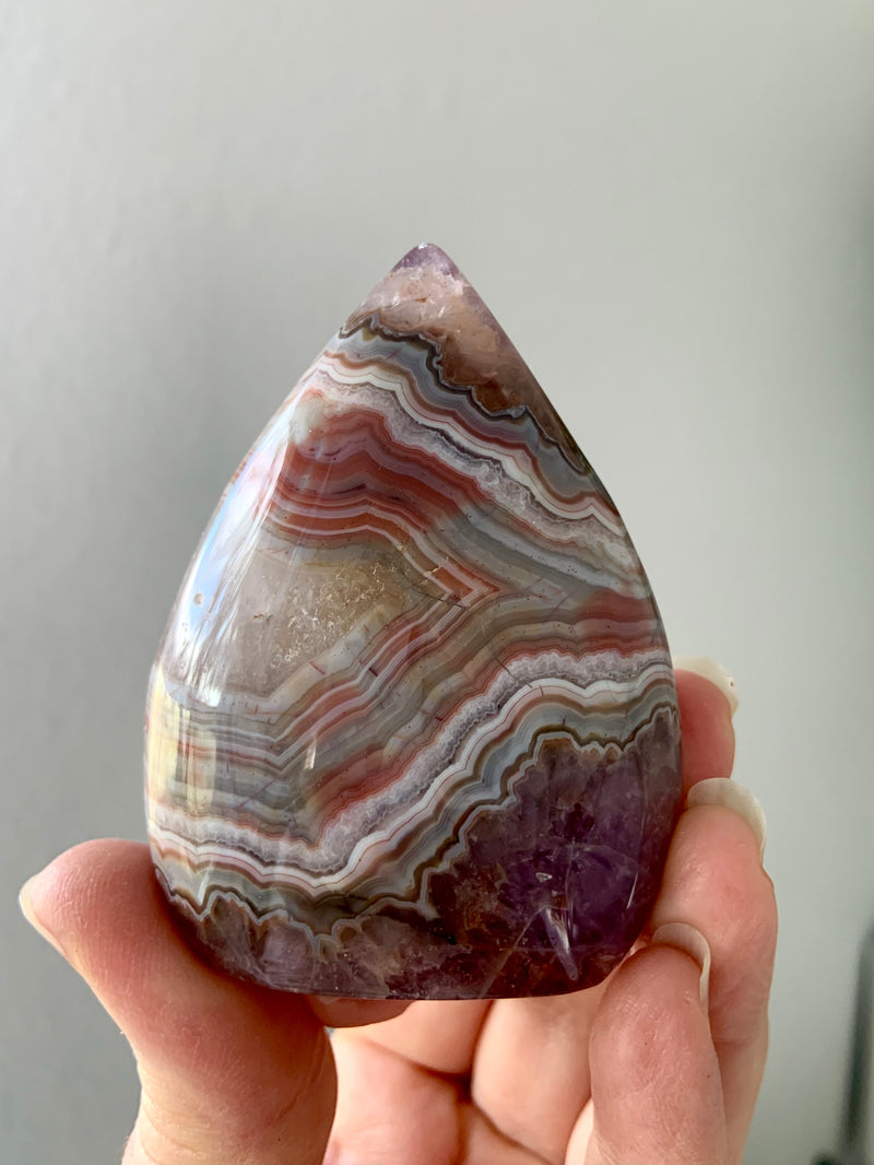 Mexican Lace Agate in Amethyst Flame