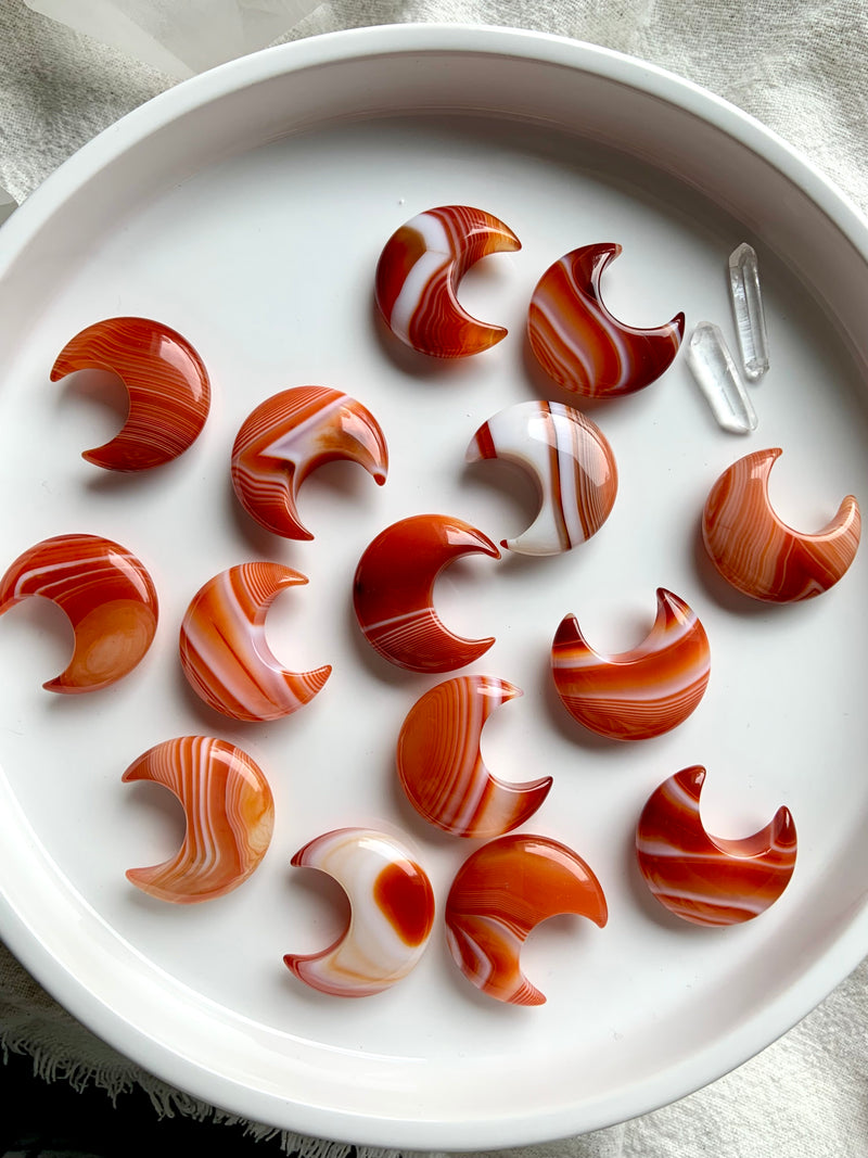 Banded Carnelian Moon