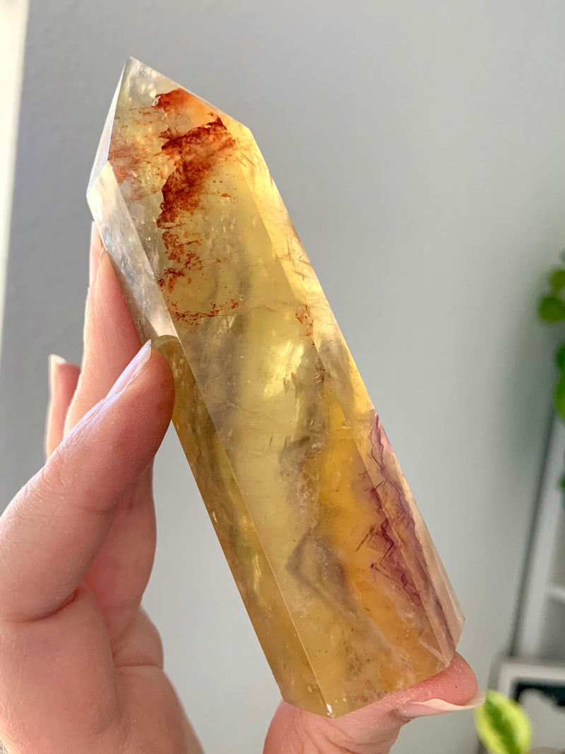 yellow fluorite with mica tower