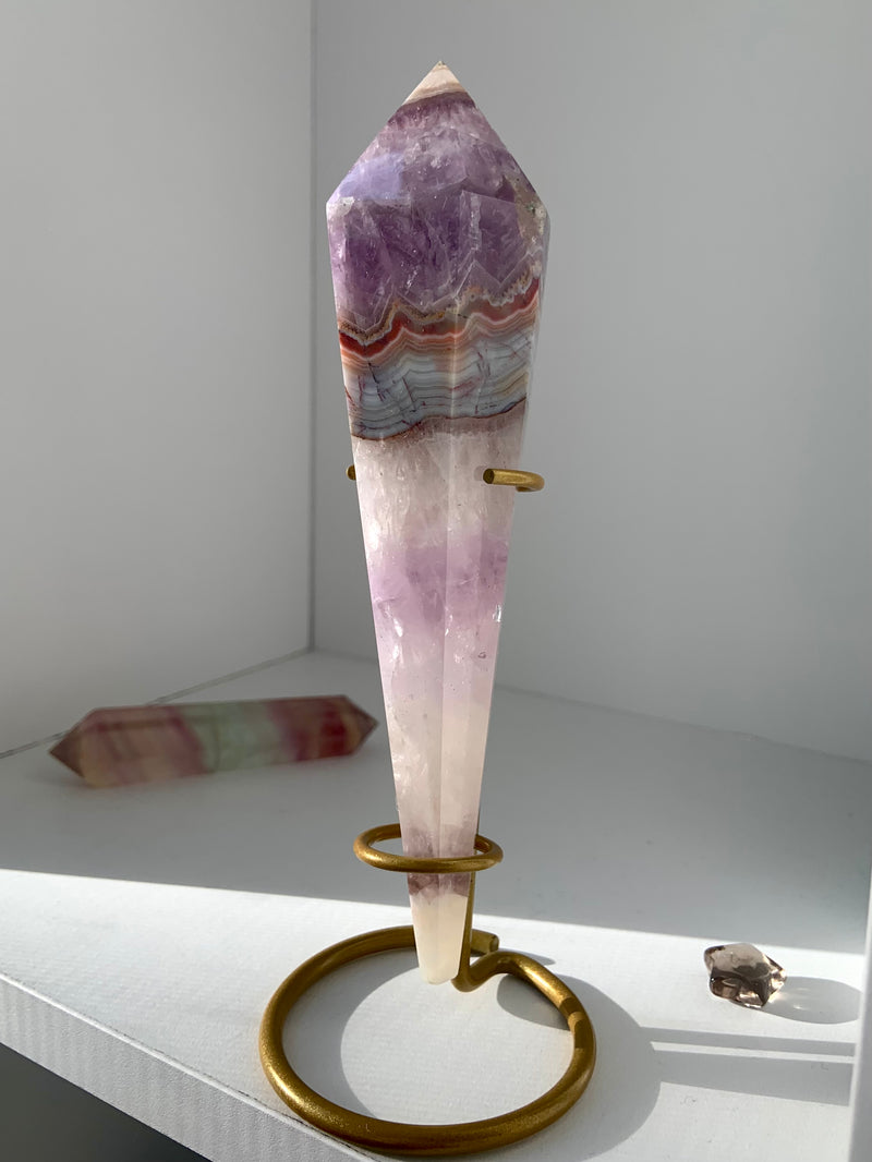 Mexican Lace Agate in Amethyst Wand with Stand