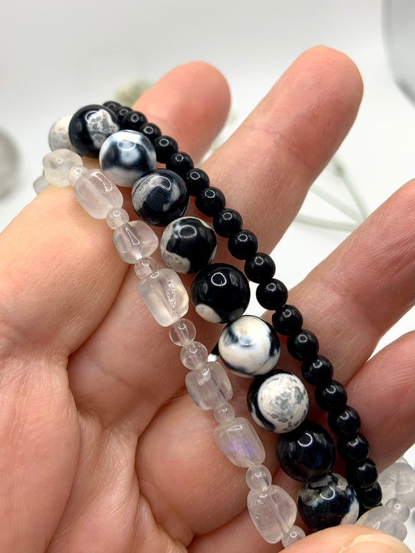 Black + White Crystal Bracelet Gift Set