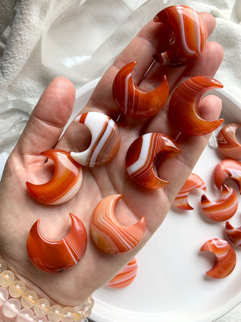 Banded Carnelian Moon