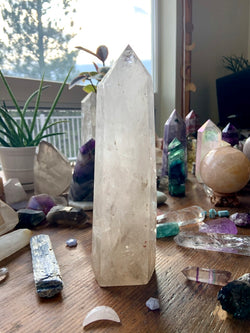 XXL Light + Sparkly Ombre SMOKEY QUARTZ CRYSTAL Tower, Large Smokey Quartz Point