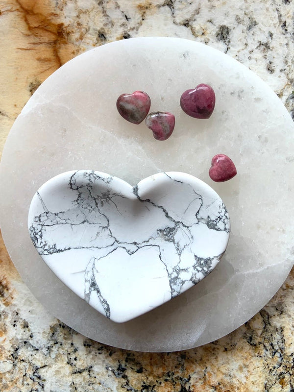 Heart-Shaped HOWLITE BOWL + Rhodonite Mini Hearts