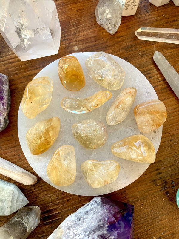 CITRINE CRYSTAL Tumbled Stones, Citrine Palmstone, Citrine Meditation Stones for Joy + Prosperity, Solar Plexus Crystals, Feng Shui Crystals